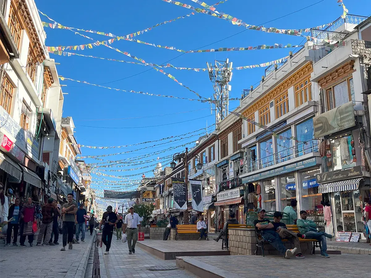Leh Mall Road